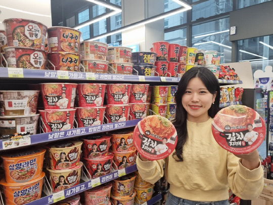 백종원 김치찌개라면. BGF리테일 제공